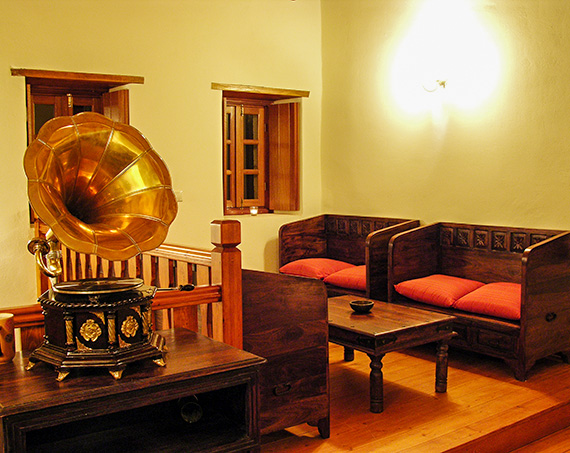 Liotrivi World Yiannis Ritsos Library